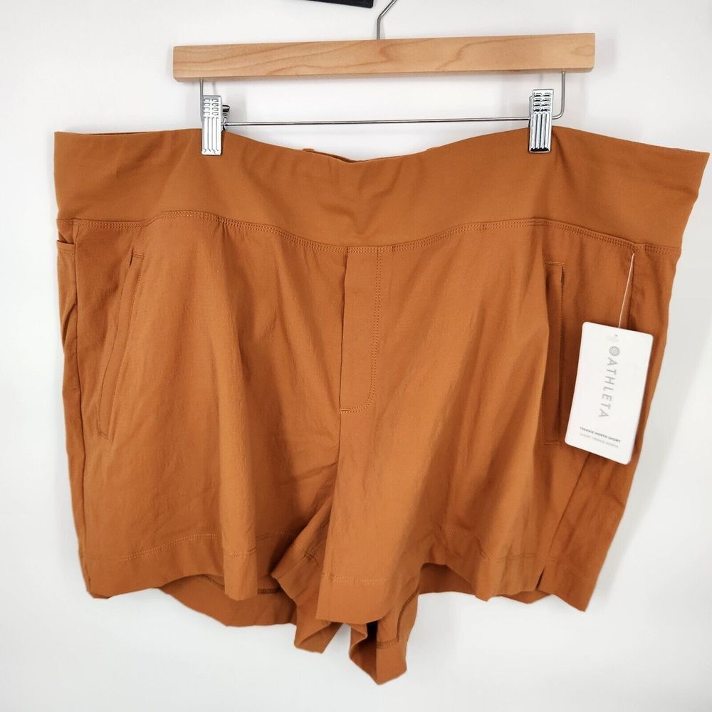 Athleta Womens 26 Orange Semi Fitted Lightweight Stretch Trekkie North Short NWT - Picture 2 of 12